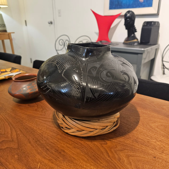 Yolanda Quezada Mexican Black Ceramic Pot - Signed