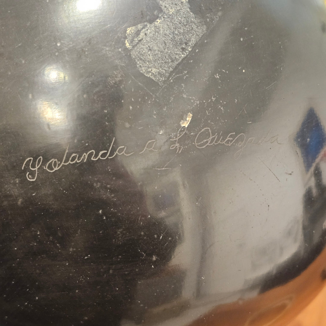 Yolanda Quezada Mexican Black Ceramic Pot - Signed