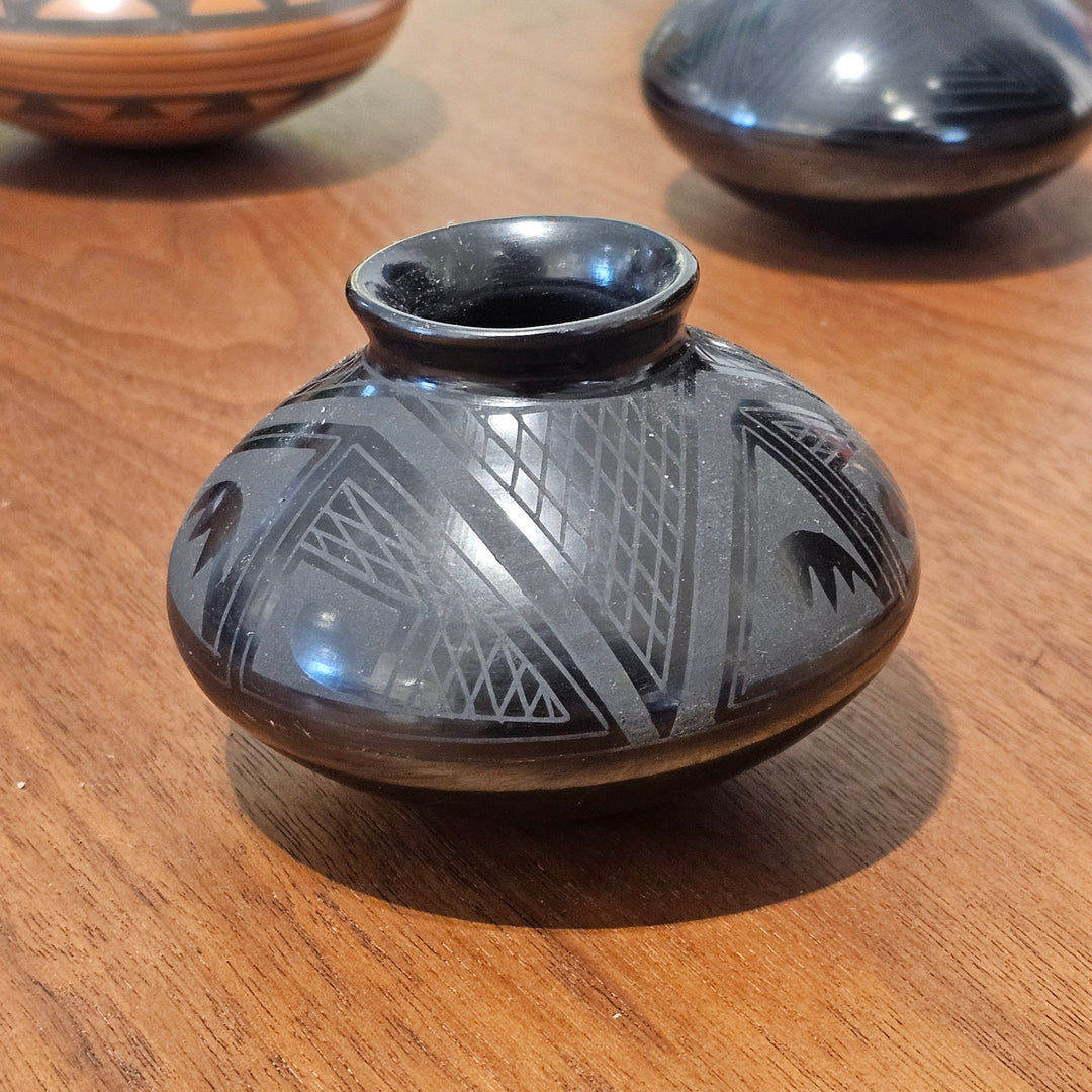 Ruben Rodriguez Black Mexican Pot - Signed