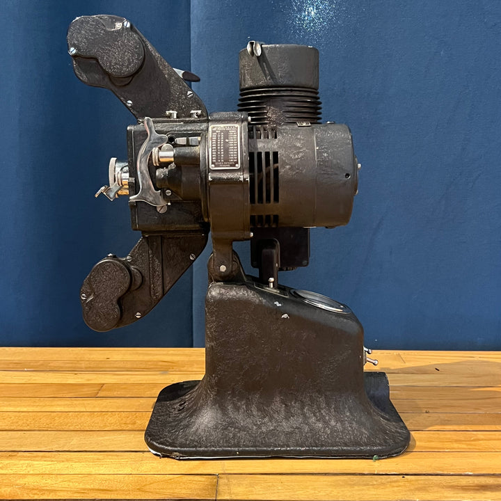Bell & Howell Filmo 57 16mm Projector w/Case